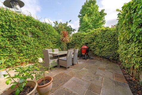 Garden (1).JPG