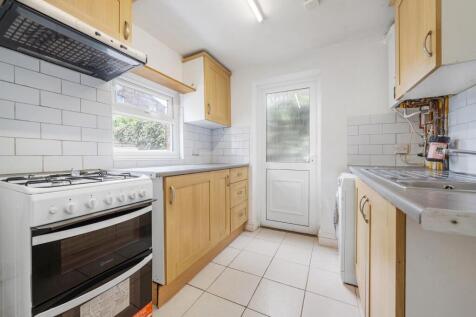 Kitchen.JPG