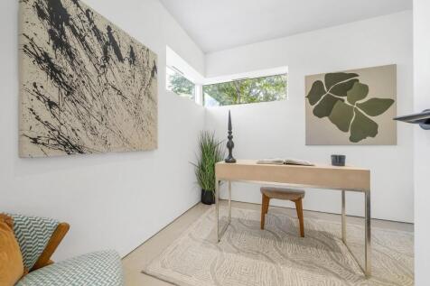 Study-Bedroom.JPG