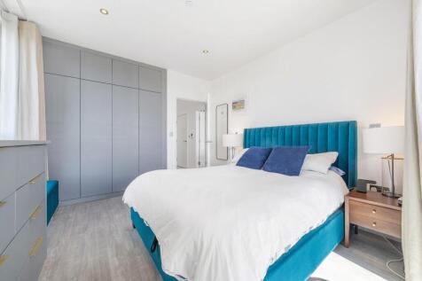 Bedroom (3)