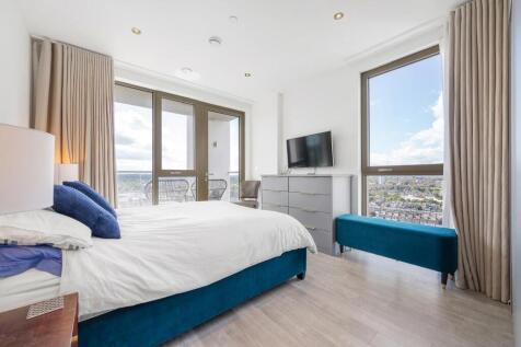 Bedroom (2)