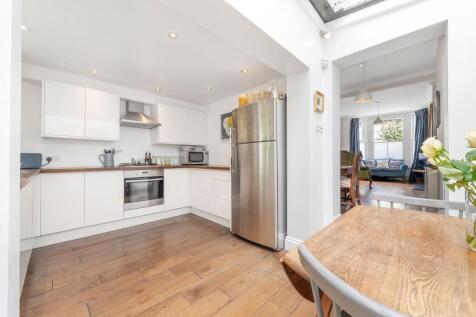 Kitchen (2)