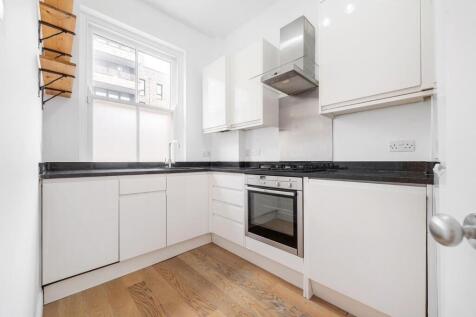 Kitchen.JPG