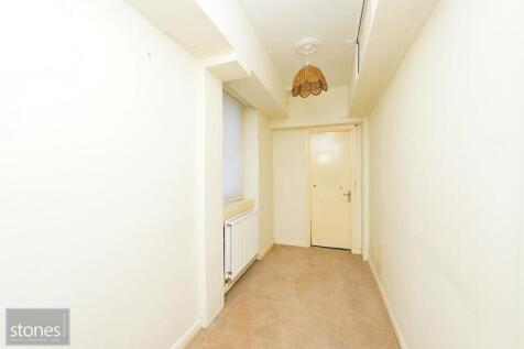 bedroom 2/study