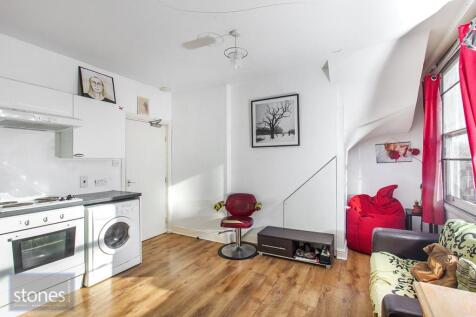Reception/Kitchen