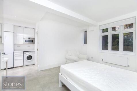 bedroom/kitchen