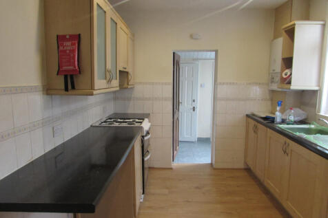3 bedroom Terraced for rent