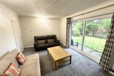 Lounge 3
