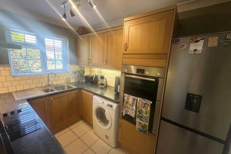 Kitchen (2)