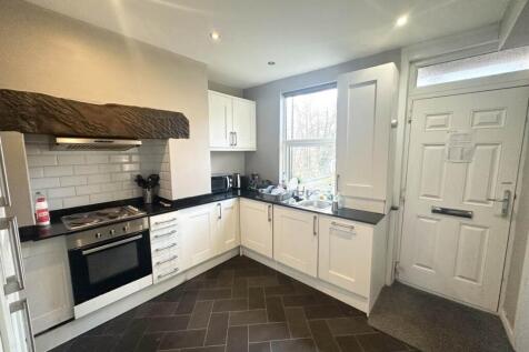 Kitchen (2)