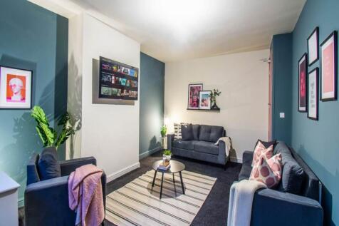 1 Sunny Grove LR (1)