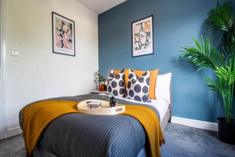 24 Grovehall Drive R