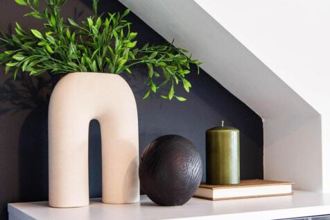 24 Grovehall Drive R