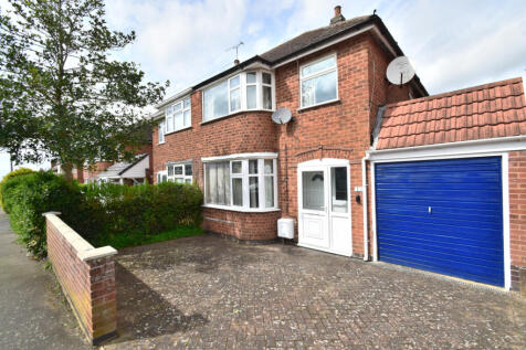 Cardinals Walk, Humberstone, Leicester, LE5 1LL