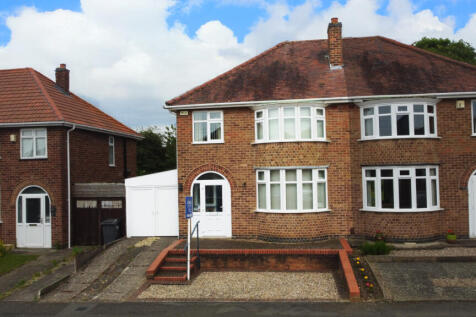 Lymington Road, Off Cardinals Walk, Leicester, Le