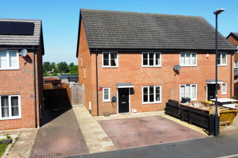 Gardenia Road, New Humberstone, Leicester, Leices