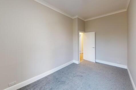 Flat-2-72-Mapperley-Road-Bedroom 1