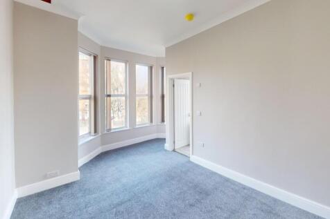 Flat-2-72-Mapperley-Road-Bedroom