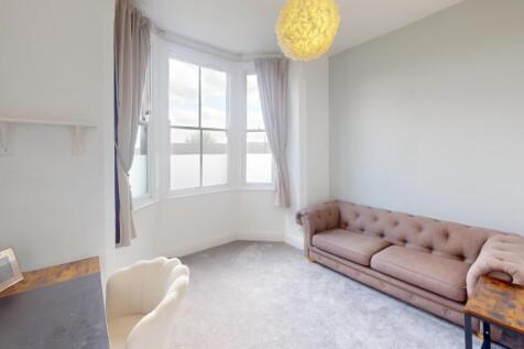 Flat-A-297-Woodborough-Road-Living room