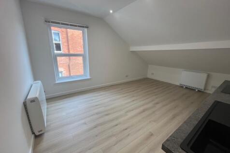 Studio 2025
