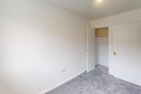Bedroom (2)