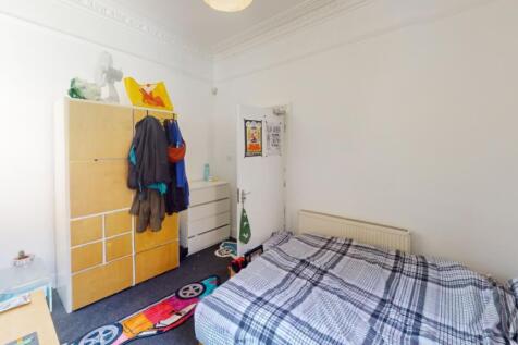 Lrg_Bedroom (1)