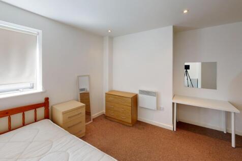 31-Cymbeline-House-Bedroom 1