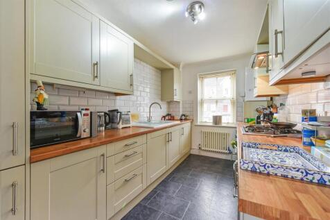 Fitted Kitchen