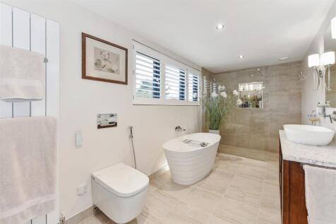 Bathroom en suite