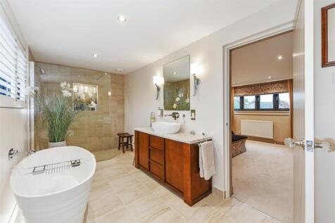 Bathroom en suite