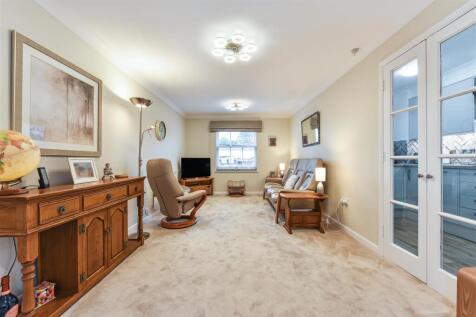 Sitting/Dining Room