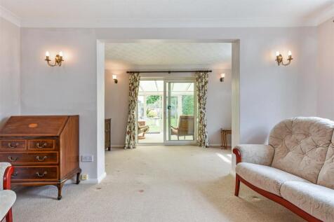 Sitting/Dining Room