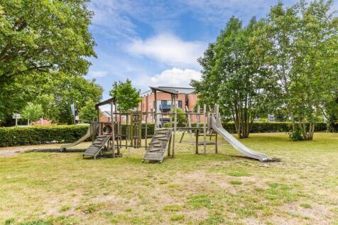 Communal Grounds