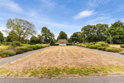 Communal Grounds