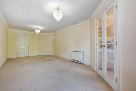 Sitting/Dining Room