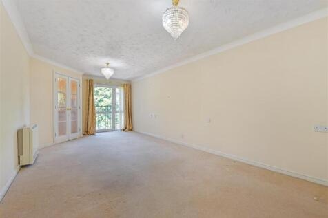 Sitting/Dining Room