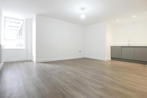 Sitting Room.jpg