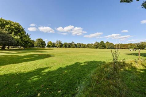 Oaklands Park