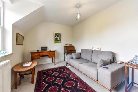 Bedroom/Sitting Room