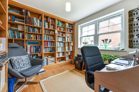Study/Bedroom 5