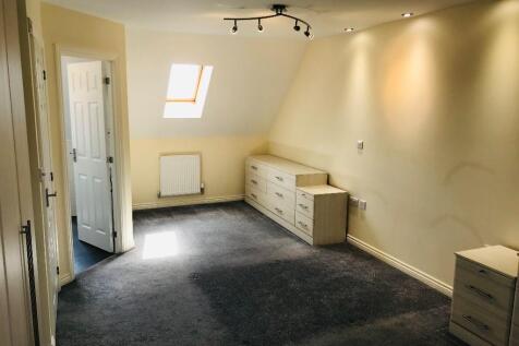 Master Bedroom 4