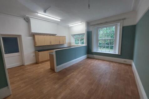 Kitchen &amp; Dining