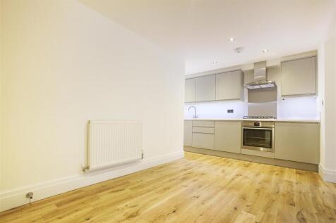 kitchen (2).jpg