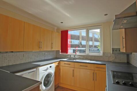 12b Colenzo kitchen
