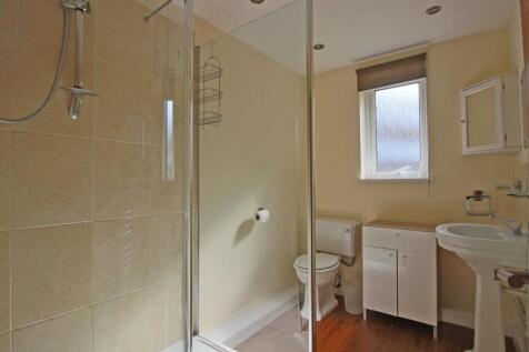 12b Colenzo Shower r