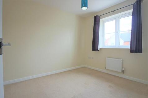 18 Nap Close Bedroom