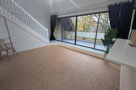 PXL_20251110_0924157