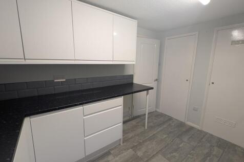 PXL_20251110_0919566