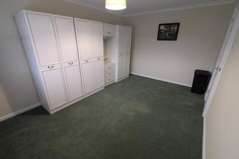 PXL_20251111_1122049