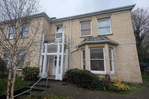 PXL_20251124_1209024